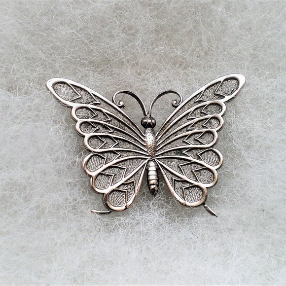 Beau Jewelry - Vintage Designer Signed BEAU Sterling Silver 925 Butterfly Pin Brooch 5 grams